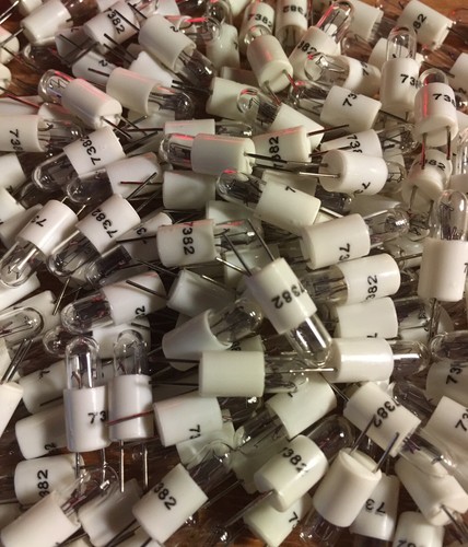 Pin 14v 7382 - bi-pin,